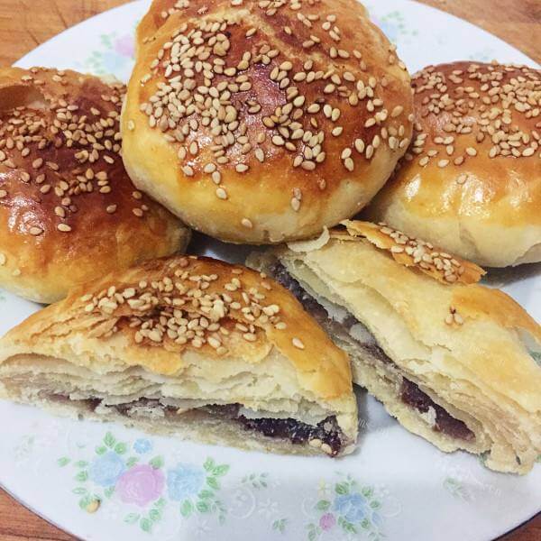 好吃的金酥豆沙饼