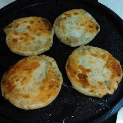 自制韭菜肉饼