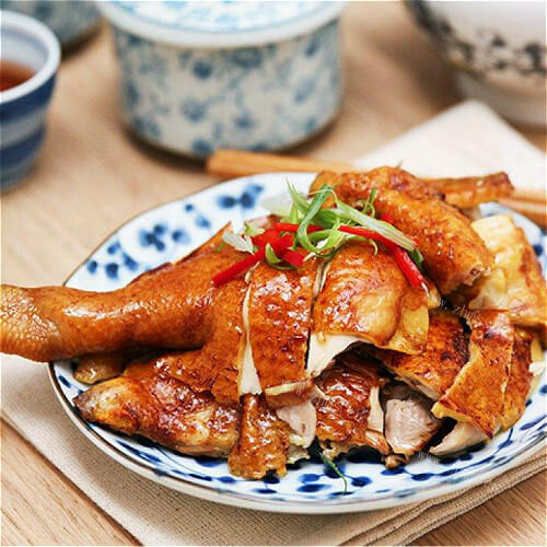 美味的茶叶熏鸡