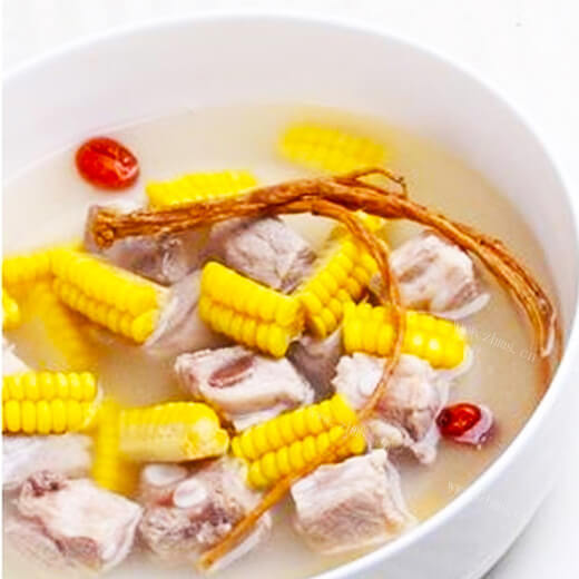 营养的红枣炖排骨