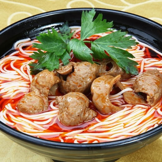 美味肥肠笋子米粉