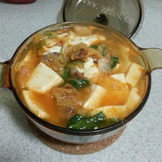 咸咸的韩国泡菜锅