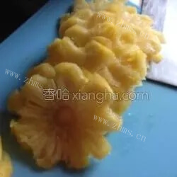 别致的烤菠萝花做法图解1)