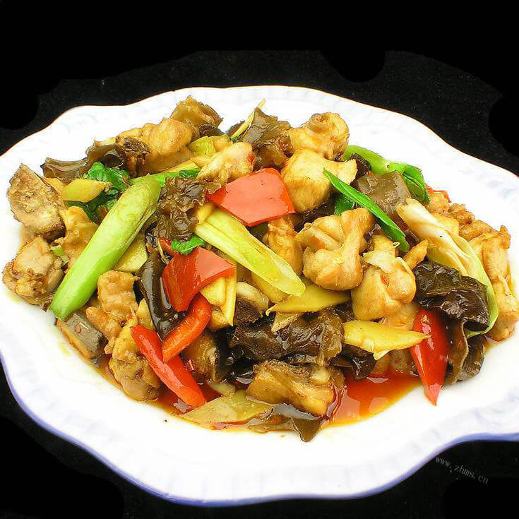美味的外婆菜炒鸡丁