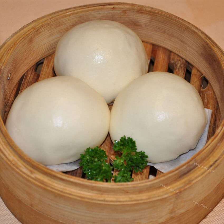 香甜可口的炼奶豆沙包