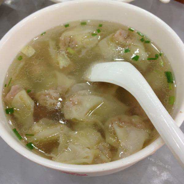 鲜美的三鲜小馄饨