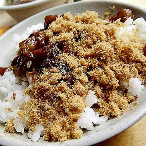美味的土魠鱼炒饭