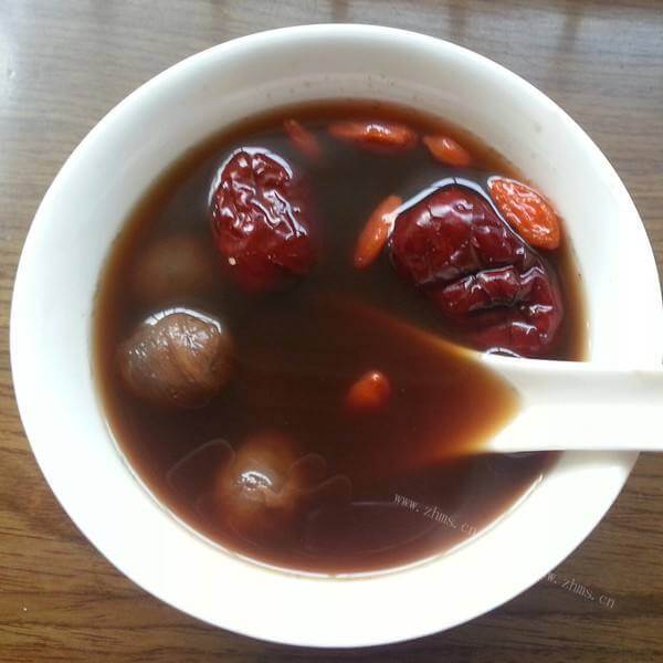 好喝的黑枸杞桂圆滋补茶
