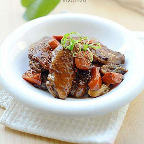 美味的腐乳豆豉鸡翅煲
