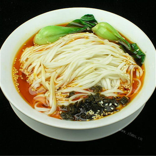 美味的荞麦担担面