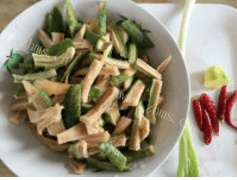 开胃的酱辣味萝卜干做法图解1)