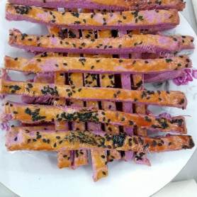 香香的紫薯芝麻脆条