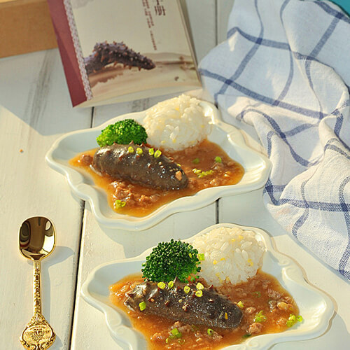 美味的海参肉饼小米饭