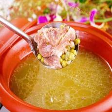 清凉消暑的排骨绿豆汤