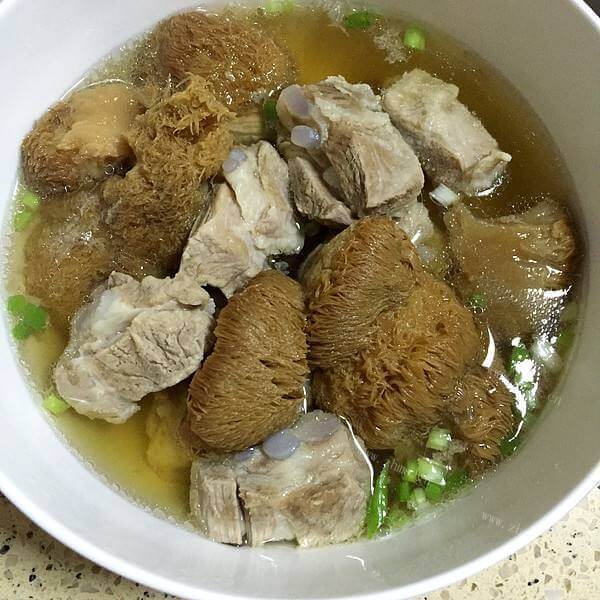 炒猴头菇