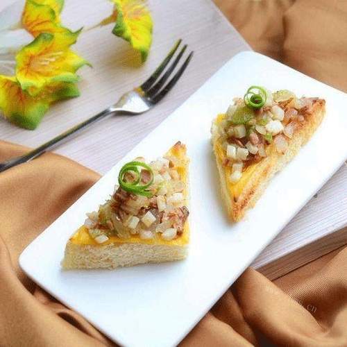美味杏鲍菇吐司披萨