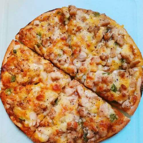 好吃的黑胡椒鸡肉披萨