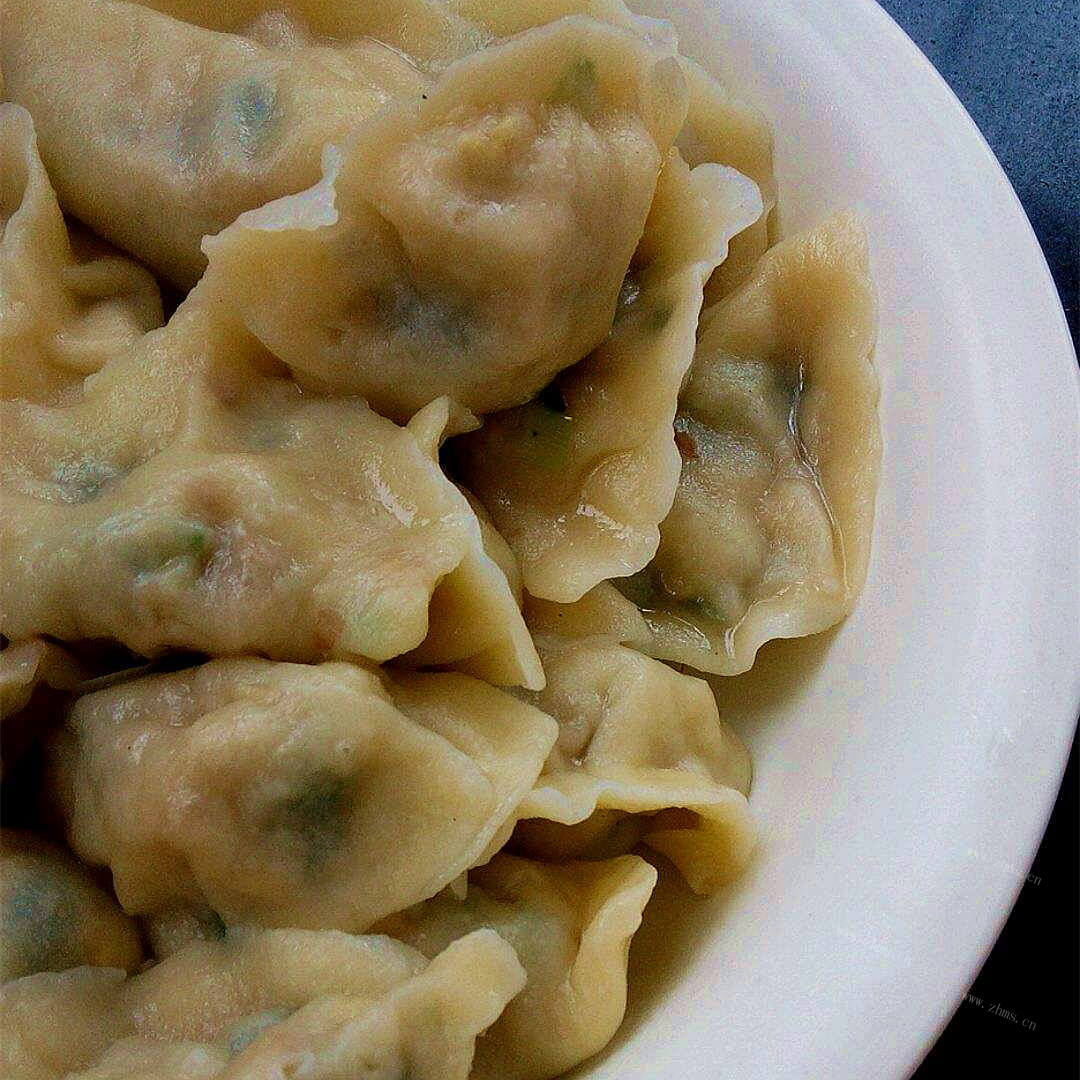 能提高免疫力的韭菜花生核桃饺子