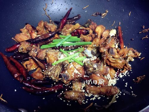 香脆家常辣子鸡做法图解9)