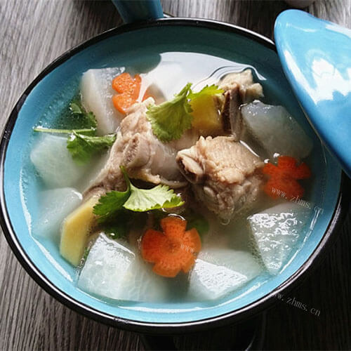 美味饿仔排萝卜汤