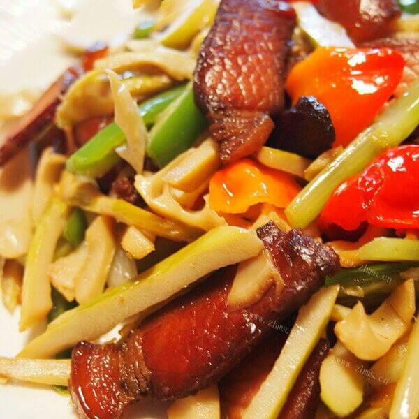 美味的石门腊肉炒箭笋
