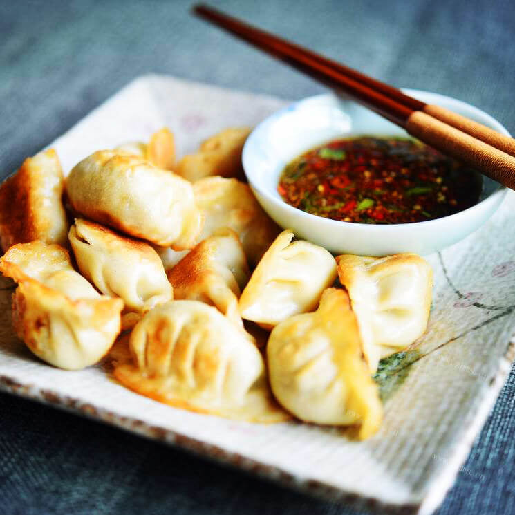 美味香葱蒸饺
