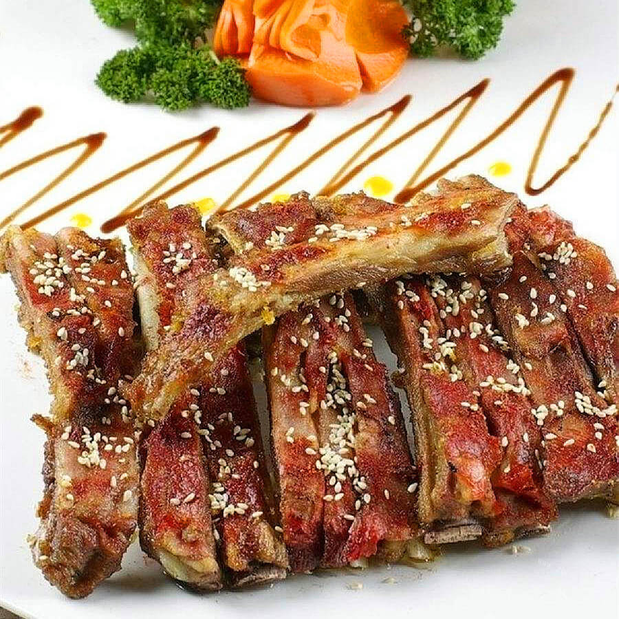 好吃的香烤草原羔羊排