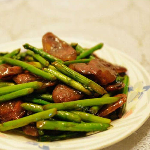 美味蚝油芦笋炒肉