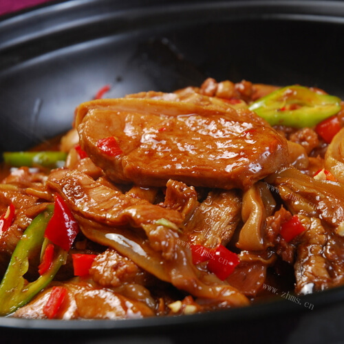 美味的红烧羊肉烩饭
