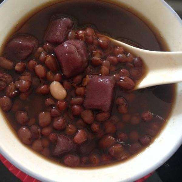 美味的饭煲蜜红豆