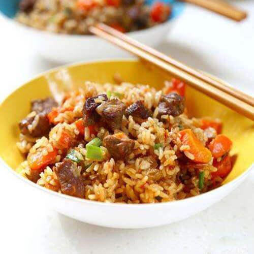 美味的牛肉抓饭