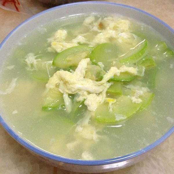 美味的圆葱西葫芦鸡蛋汤