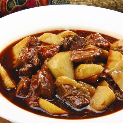 美味啤酒土豆炖肉