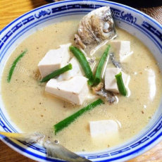 黄翅鱼豆腐汤