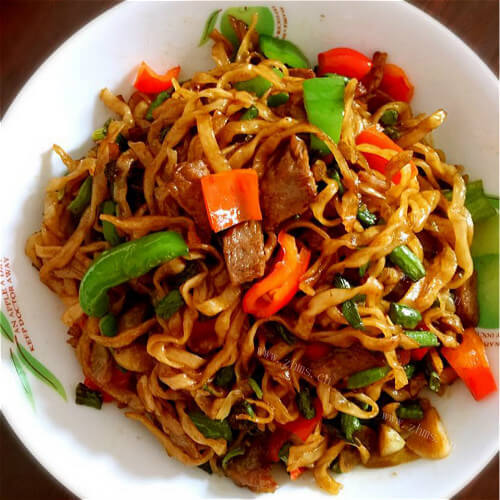 美味的牛肉柿子焖面