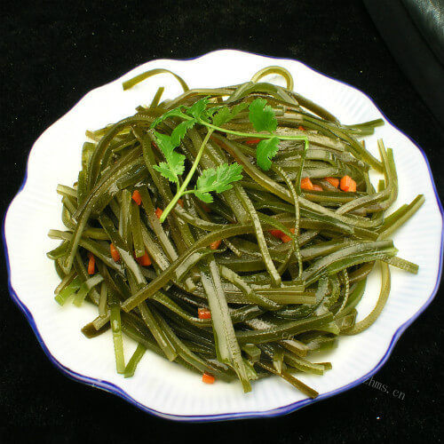 美味的炝海带丝