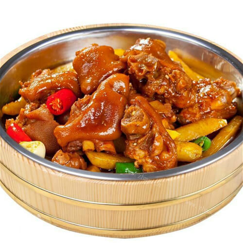好吃的腊肉鲜蔬一锅焖