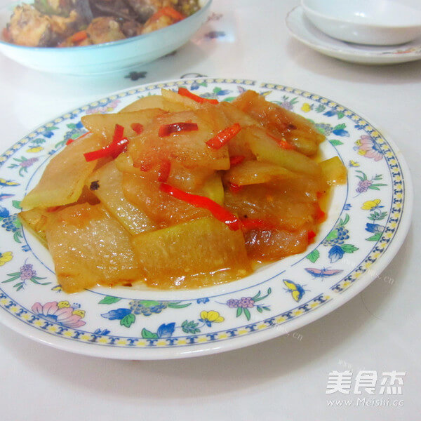 简易的家常辣椒烧冬瓜片做法图解8)