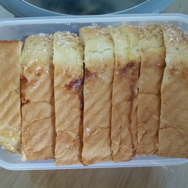 美味的奶香薄饼