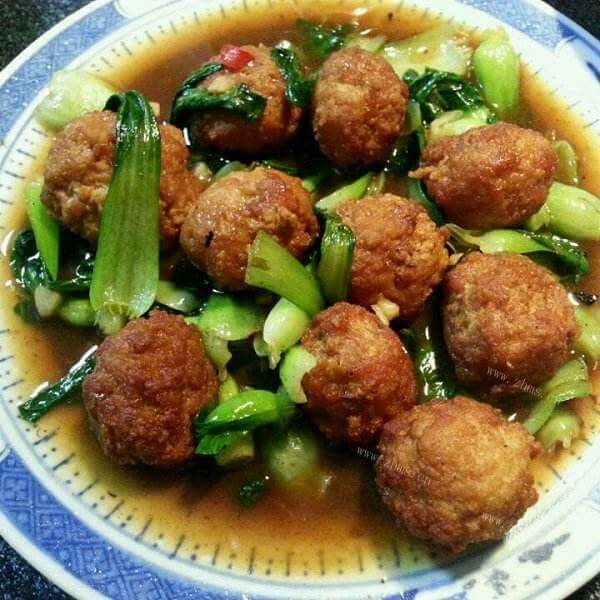 美味洋葱猪肉丸子