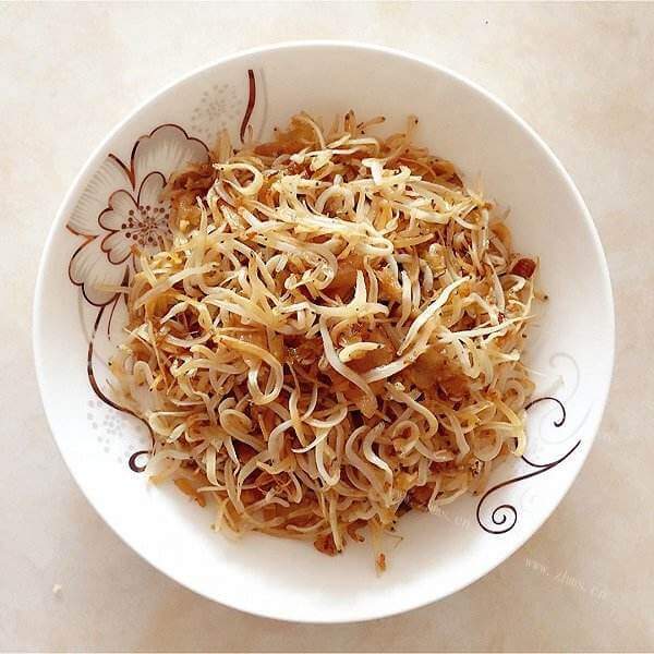 好吃的糖醋大银鱼