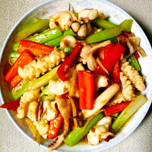 好吃的猪肉炒西芹