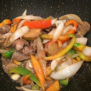 美味的小炒鸡肝