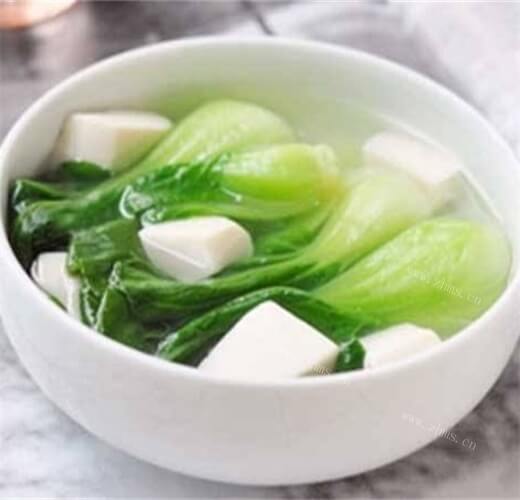 美味的砂锅青菜芋艿