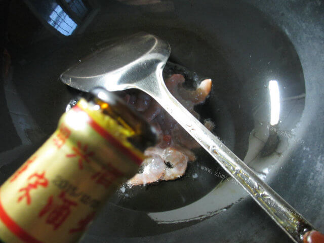 好吃的黑木耳虾仁炒青菜做法图解1)
