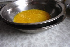 原味奶香冰淇淋做法图解4)