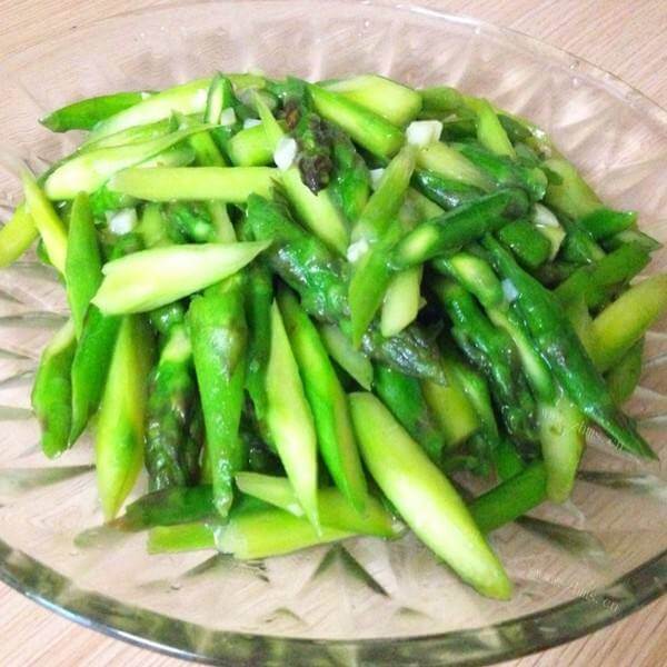 美味的西红柿超芦笋