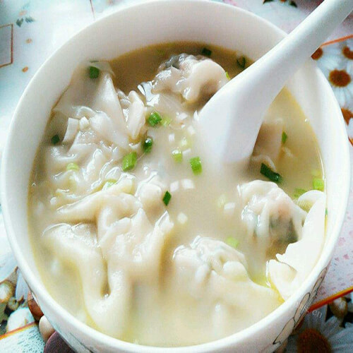 美味的宝宝鲜肉香菇小混沌
