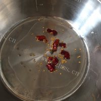 独特的糖醋酸辣藕丁做法图解6)