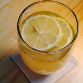 香甜柠檬蜂蜜水制作